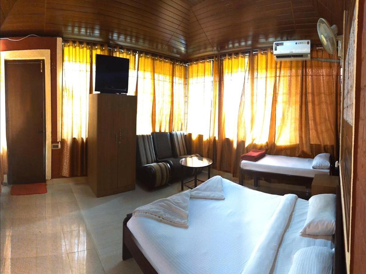 Cs County Resort Sakleshpur Eksteriør billede