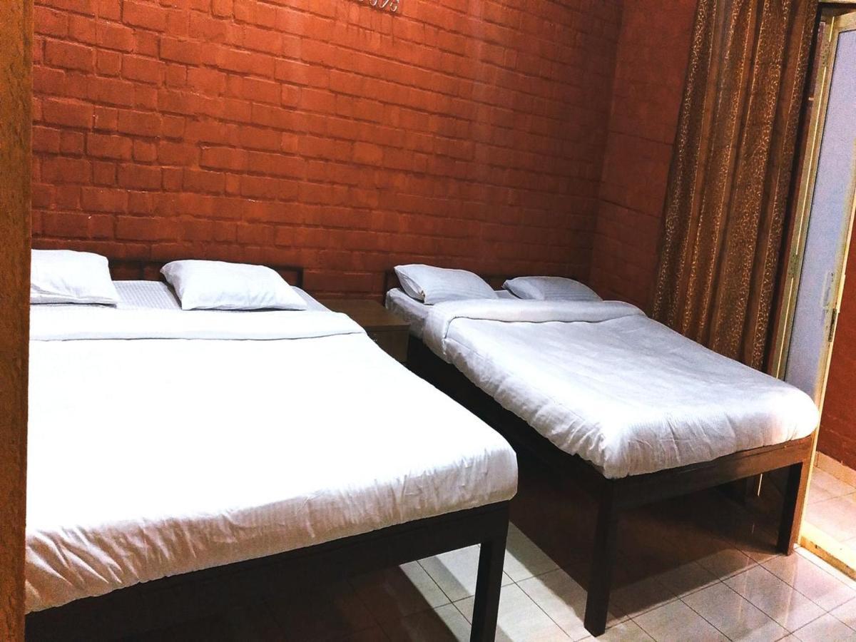 Cs County Resort Sakleshpur Eksteriør billede