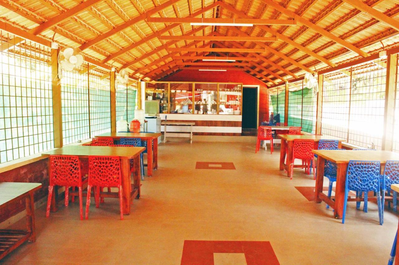 Cs County Resort Sakleshpur Eksteriør billede