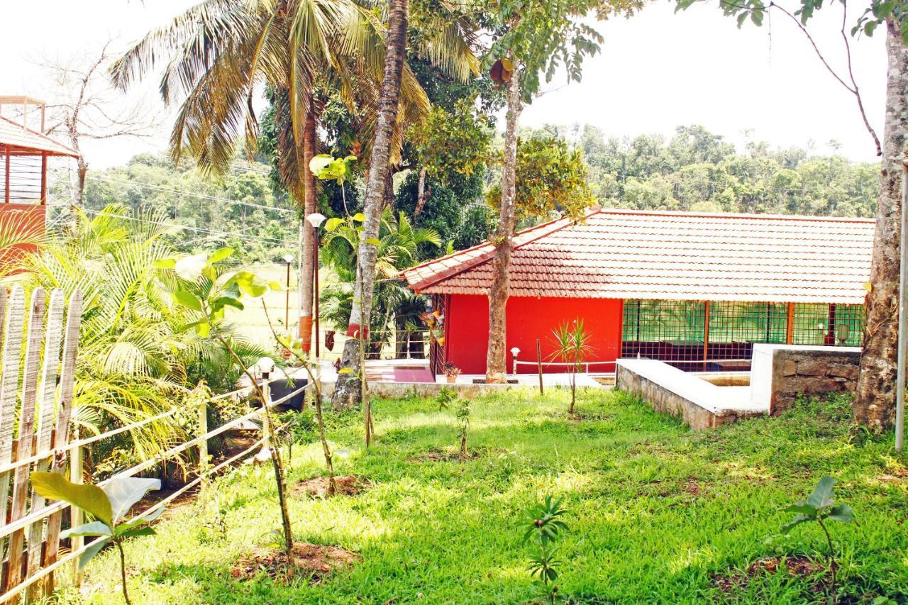 Cs County Resort Sakleshpur Eksteriør billede