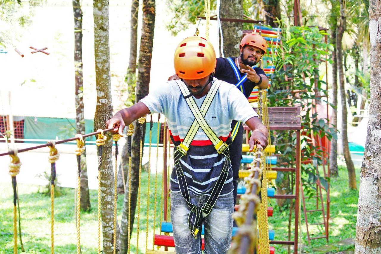 Cs County Resort Sakleshpur Eksteriør billede